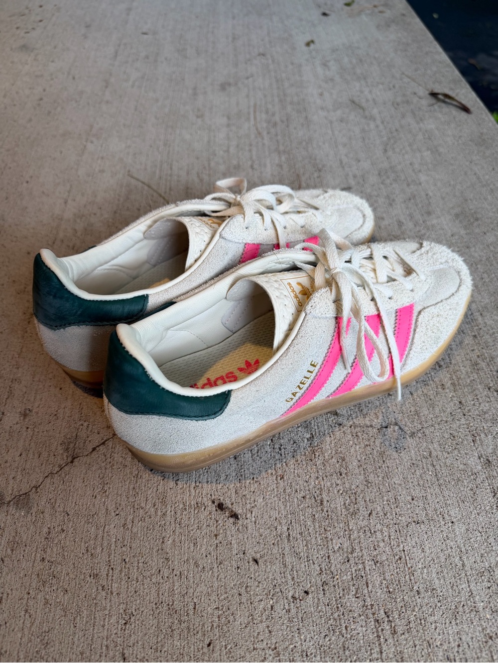 adidas Beige Suede Sneakers with Bright Pink Stripes - Picture 6 of 6